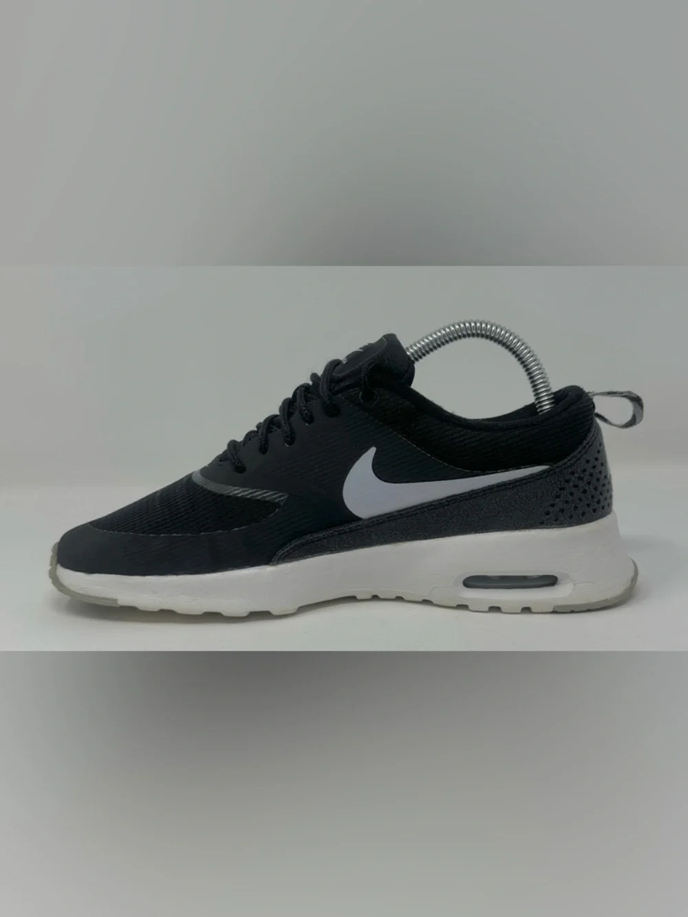 Nike Women’s Black & White Air Max Thea Grey Anthracite Lightweight Sneakers